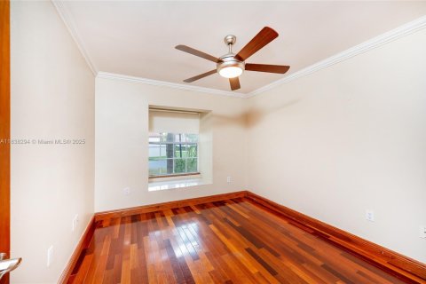 Casa en alquiler en Doral, Florida, 4 dormitorios, 210.7 m2 № 1825886 - foto 16