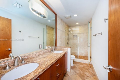 Casa en alquiler en Doral, Florida, 4 dormitorios, 210.7 m2 № 1825886 - foto 15