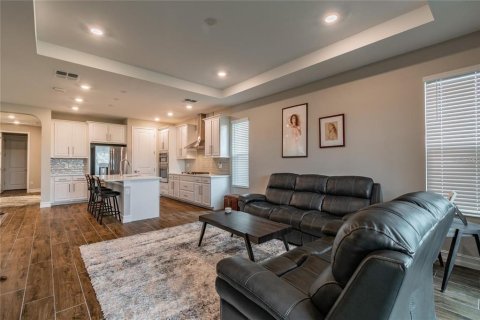 House in Wesley Chapel, Florida 3 bedrooms, 150.97 sq.m. № 1869599 - photo 19