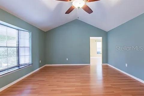 House in Weeki Wachee, Florida 4 bedrooms, 212 sq.m. № 2131770 - photo 4