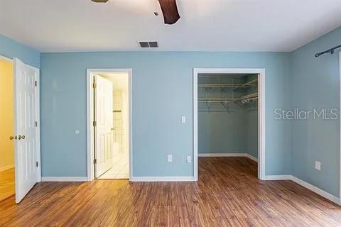 House in Weeki Wachee, Florida 4 bedrooms, 212 sq.m. № 2131770 - photo 12