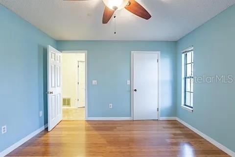House in Weeki Wachee, Florida 4 bedrooms, 212 sq.m. № 2131770 - photo 8