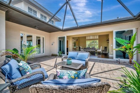 House in Bradenton, Florida 3 bedrooms, 270.62 sq.m. № 1826571 - photo 15
