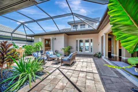 House in Bradenton, Florida 3 bedrooms, 270.62 sq.m. № 1826571 - photo 9