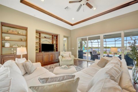 House in Bradenton, Florida 3 bedrooms, 270.62 sq.m. № 1826571 - photo 16