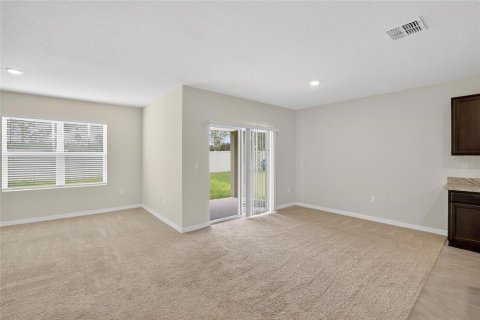 House in Winter Haven, Florida 4 bedrooms, 171.96 sq.m. № 1835869 - photo 25