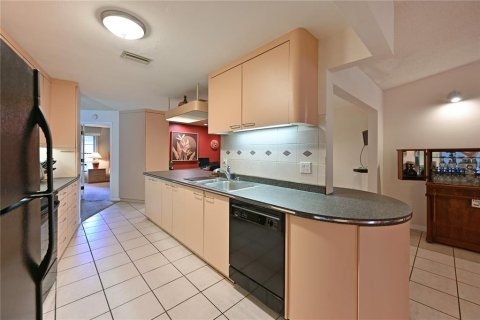 Купить виллу или дом в Сарасота, Флорида 7 комнат, 207.82м2, № 2142748 - фото 8