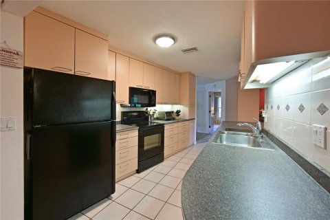 Купить виллу или дом в Сарасота, Флорида 7 комнат, 207.82м2, № 2142748 - фото 9