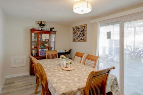 Casa en venta en Pinellas Park, Florida, 3 dormitorios, 135.27 m2 № 1651311 - foto 9