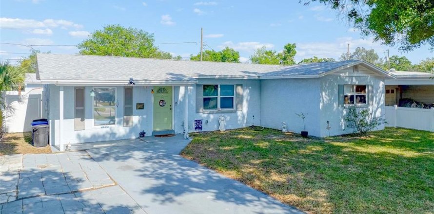 Casa en Pinellas Park, Florida 3 dormitorios, 135.27 m2 № 1651311