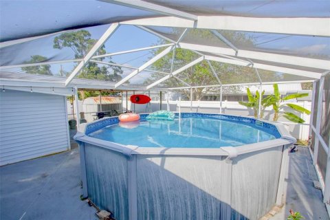 Casa en venta en Pinellas Park, Florida, 3 dormitorios, 135.27 m2 № 1651311 - foto 22