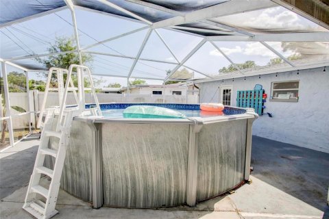 Casa en venta en Pinellas Park, Florida, 3 dormitorios, 135.27 m2 № 1651311 - foto 21