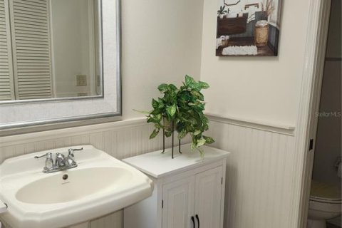 Condominio en alquiler en Bradenton, Florida, 2 dormitorios, 96.8 m2 № 1670686 - foto 12