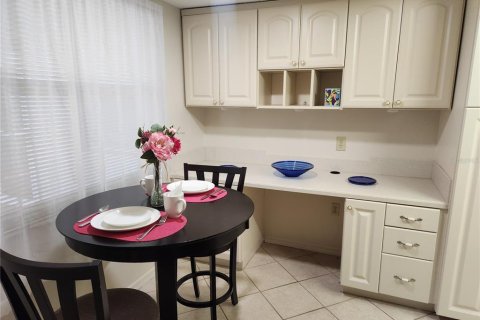 Condominio en alquiler en Bradenton, Florida, 2 dormitorios, 96.8 m2 № 1670686 - foto 7