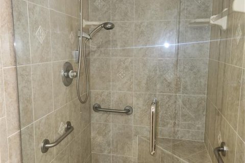 Condominio en alquiler en Bradenton, Florida, 2 dormitorios, 96.8 m2 № 1670686 - foto 13