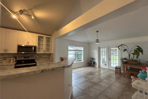 House in Newberry, Florida 4 bedrooms, 174.1 sq.m. № 1913006 - photo 5