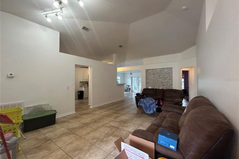 House in Newberry, Florida 4 bedrooms, 174.1 sq.m. № 1913006 - photo 8