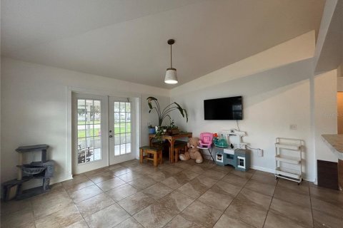 House in Newberry, Florida 4 bedrooms, 174.1 sq.m. № 1913006 - photo 6
