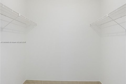 Condominio en venta en Hollywood, Florida, 2 dormitorios, 117.99 m2 № 1936429 - foto 6