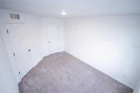 Townhouse in Davenport, Florida 3 bedrooms, 150.69 sq.m. № 1576206 - photo 13