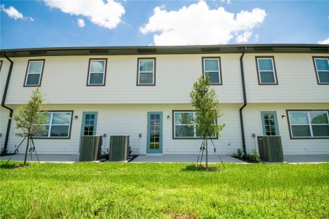 Townhouse in Davenport, Florida 3 bedrooms, 150.69 sq.m. № 1576206 - photo 19