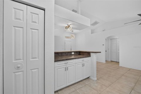 Villa ou maison à vendre à Punta Gorda, Floride: 3 chambres, 145.86 m2 № 2406693 - photo 19
