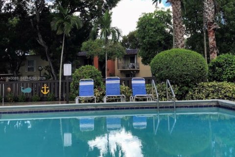 Copropriété à louer à Miami, Floride: 1 chambre, 51.56 m2 № 1999406 - photo 16