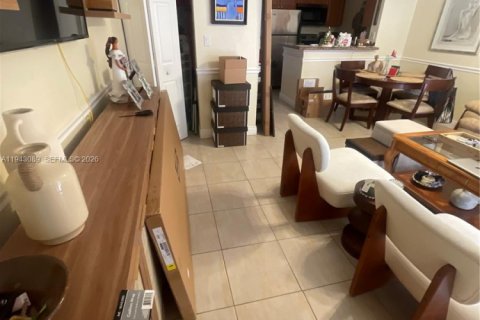 Copropriété à louer à Miami, Floride: 1 chambre, 51.56 m2 № 1999406 - photo 5