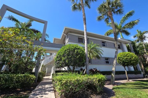 Copropriété à louer à Bay Harbor Islands, Floride: 3 chambres, 112.23 m2 № 1936318 - photo 28