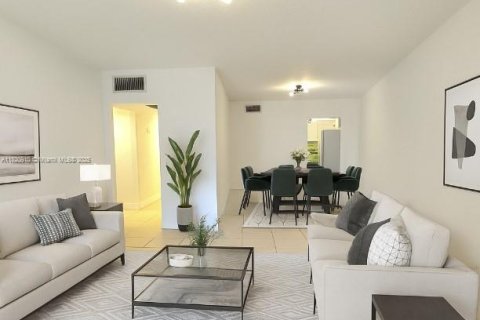 Copropriété à louer à Bay Harbor Islands, Floride: 3 chambres, 112.23 m2 № 1936318 - photo 2