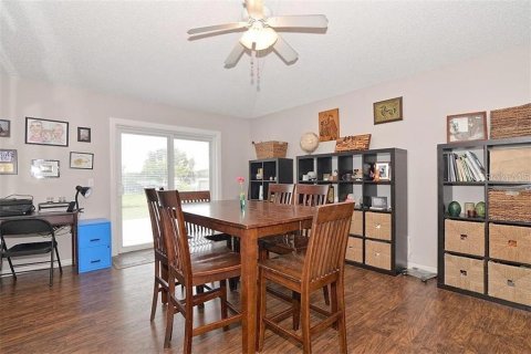 House in Apopka, Florida 3 bedrooms, 114.46 sq.m. № 1918928 - photo 9