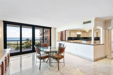 Condo in Lauderdale-by-the-Sea, Florida, 3 bedrooms  № 2146994 - photo 7