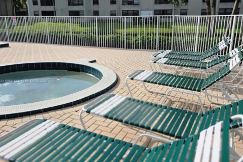 Condo in Boca Raton, Florida, 2 bedrooms  № 1951500 - photo 9