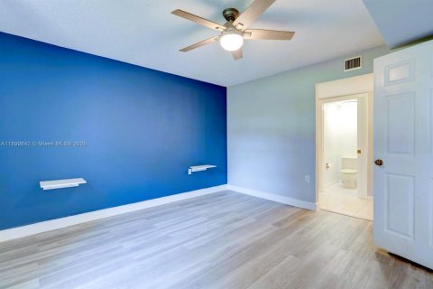 Condo in Boca Raton, Florida, 2 bedrooms  № 1951500 - photo 20