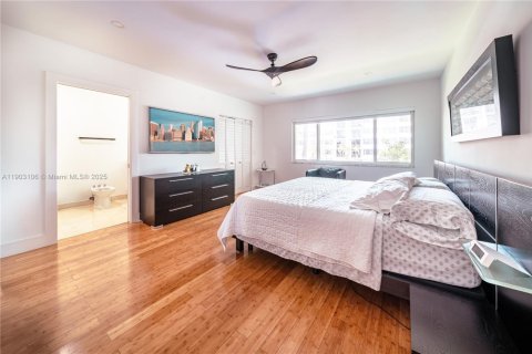 Touwnhouse à vendre à North Miami Beach, Floride: 3 chambres, 157 m2 № 1955612 - photo 23