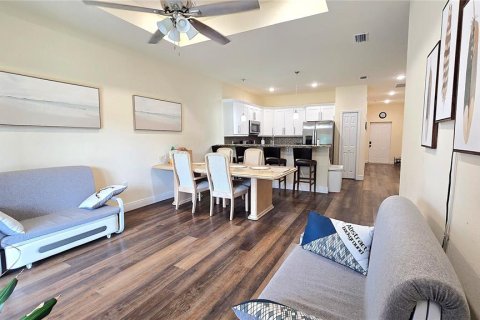 Propiedad comercial en venta en Lehigh Acres, Florida, 6 dormitorios, 231.51 m2 № 2314215 - foto 8