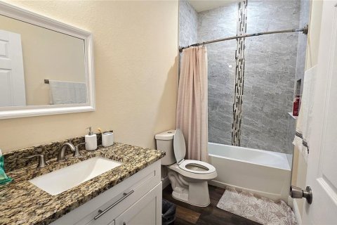 Propiedad comercial en venta en Lehigh Acres, Florida, 6 dormitorios, 231.51 m2 № 2314215 - foto 19