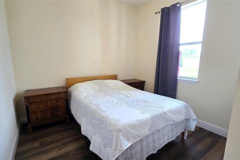 Propiedad comercial en venta en Lehigh Acres, Florida, 6 dormitorios, 231.51 m2 № 2314215 - foto 24