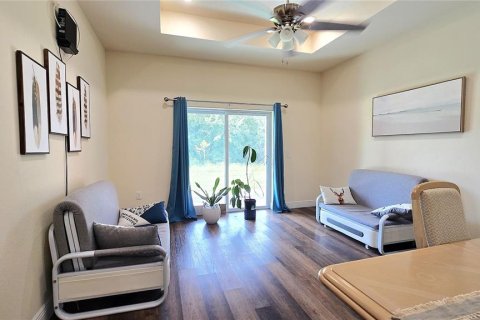 Propiedad comercial en venta en Lehigh Acres, Florida, 6 dormitorios, 231.51 m2 № 2314215 - foto 7