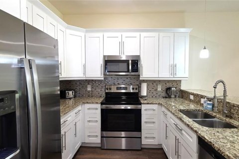 Propiedad comercial en venta en Lehigh Acres, Florida, 6 dormitorios, 231.51 m2 № 2314215 - foto 16
