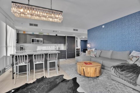 Copropriété à louer à Miami, Floride: 2 chambres, 97.83 m2 № 2008038 - photo 16