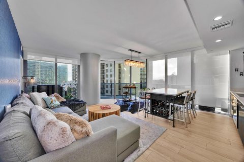 Copropriété à louer à Miami, Floride: 2 chambres, 97.83 m2 № 2008038 - photo 2