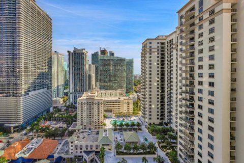 Condo à Miami, Floride, 2 chambres  № 2008038