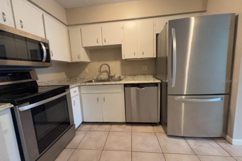 Apartment in Ocala, Florida 2 bedrooms, 74.88 sq.m. № 2379034 - photo 14