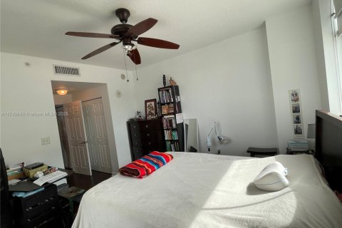 Condo in Hollywood, Florida, 3 bedrooms  № 1489256 - photo 8