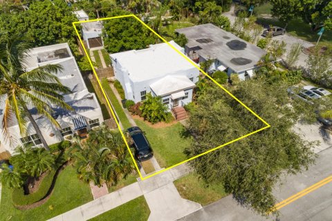House in Delray Beach, Florida 2 bedrooms, 109.07 sq.m. № 1024534 - photo 1