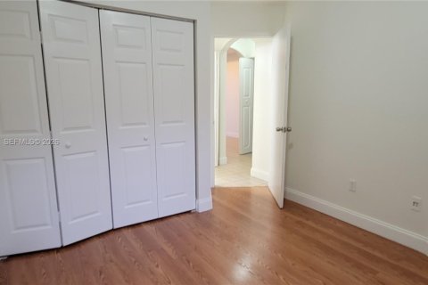 Touwnhouse à louer à Dania Beach, Floride: 3 chambres, 128.39 m2 № 2027884 - photo 10