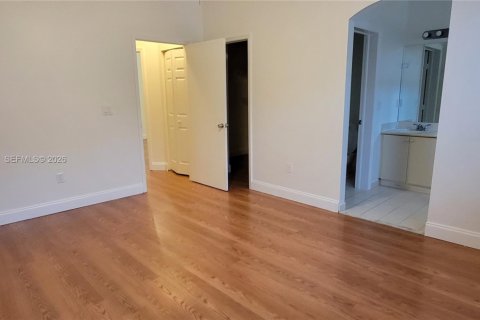 Touwnhouse à louer à Dania Beach, Floride: 3 chambres, 128.39 m2 № 2027884 - photo 17