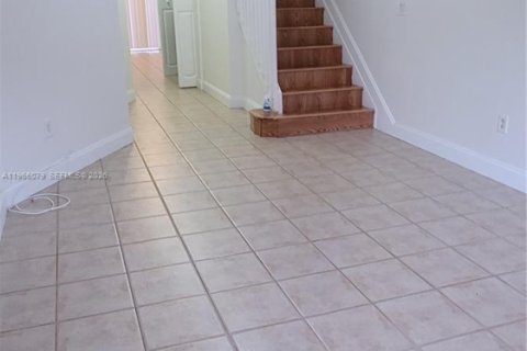 Touwnhouse à louer à Dania Beach, Floride: 3 chambres, 128.39 m2 № 2027884 - photo 11