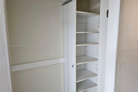 Купить кондоминиум в Майами, Флорида 2 спальни, 95.69м2, № 1702942 - фото 21